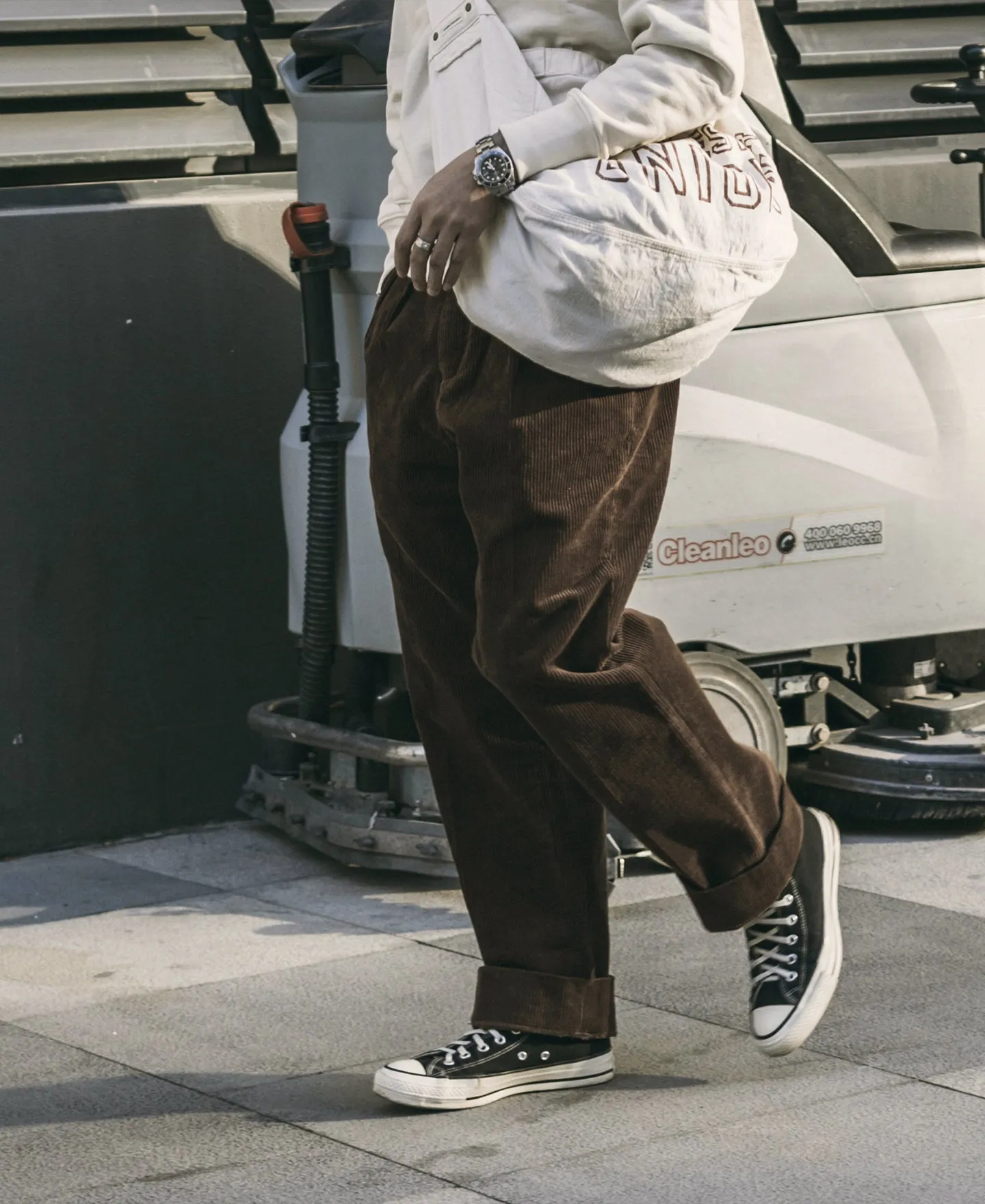 12.5 oz 8 Wale Corduroy Trousers - Brown