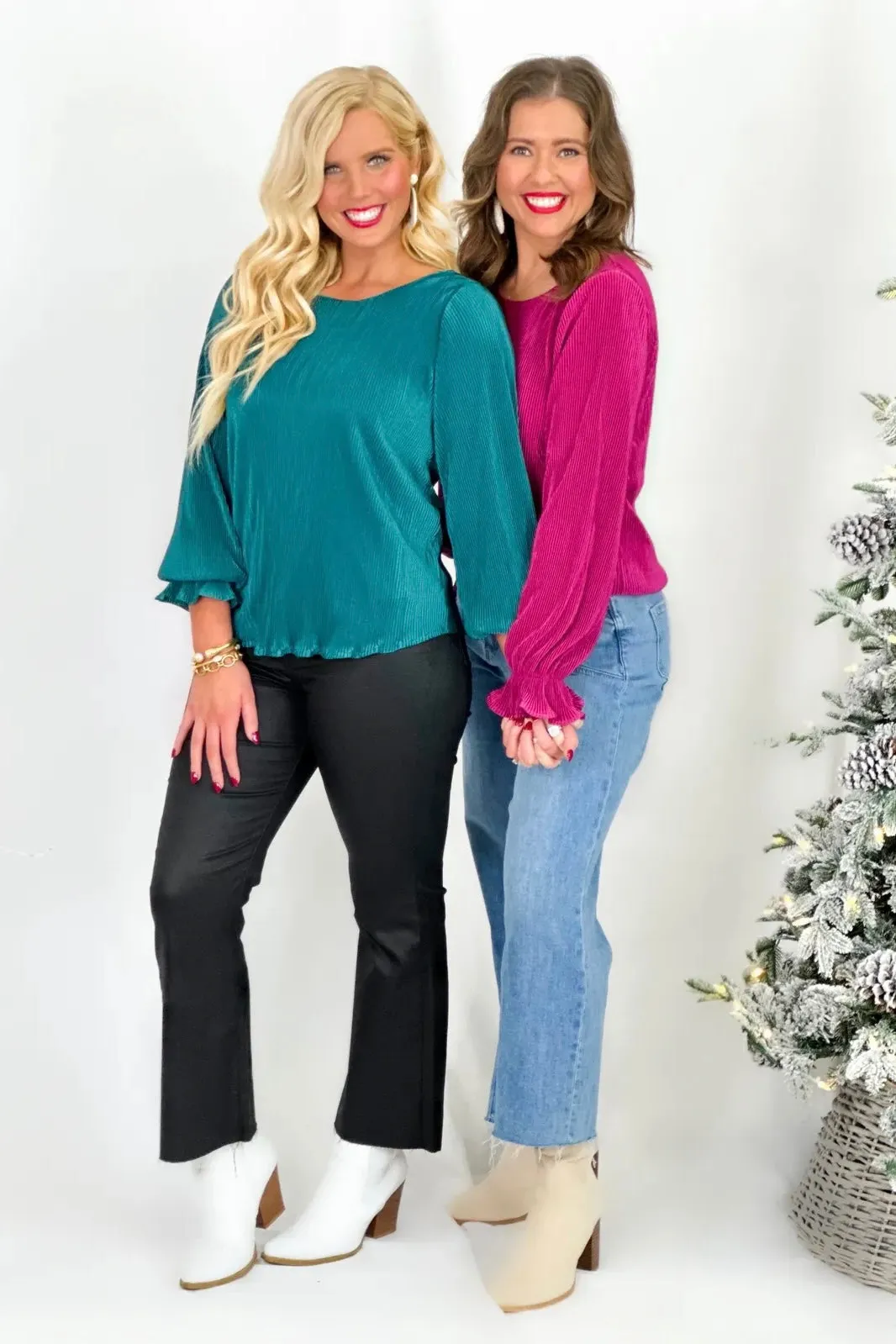 Magenta Ribbed Scallop Long Sleeve Top